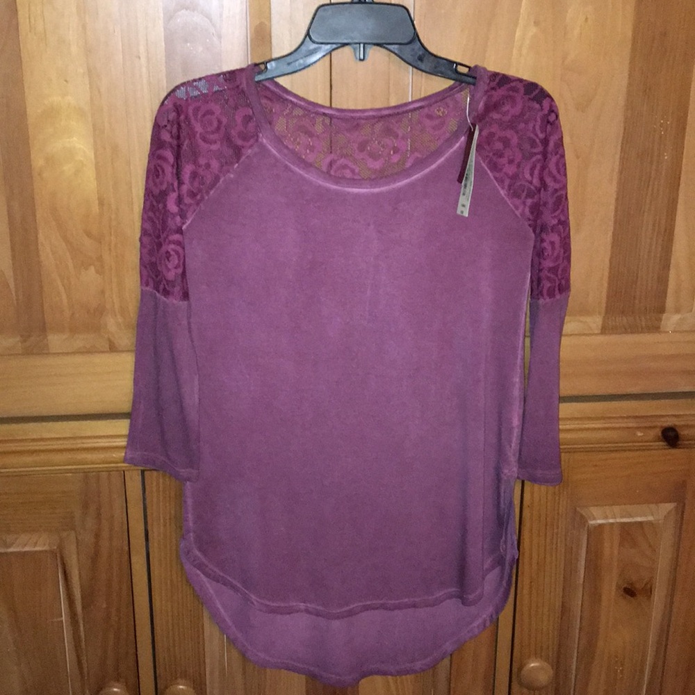 Arizona super soft lace long sleeves tee XS